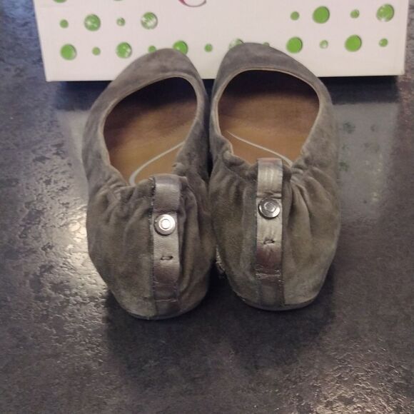 Earthiest shoes  - Picture 4 of 6